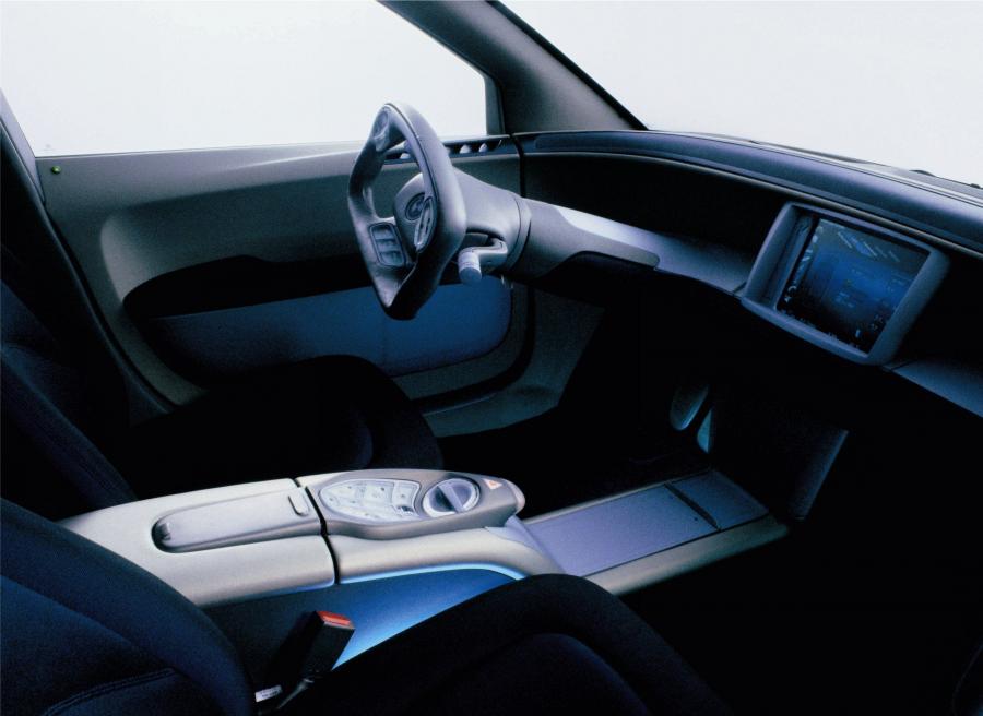 Интерьер BMW Z22 Concept 2000 года  (фото 2 из 8)
